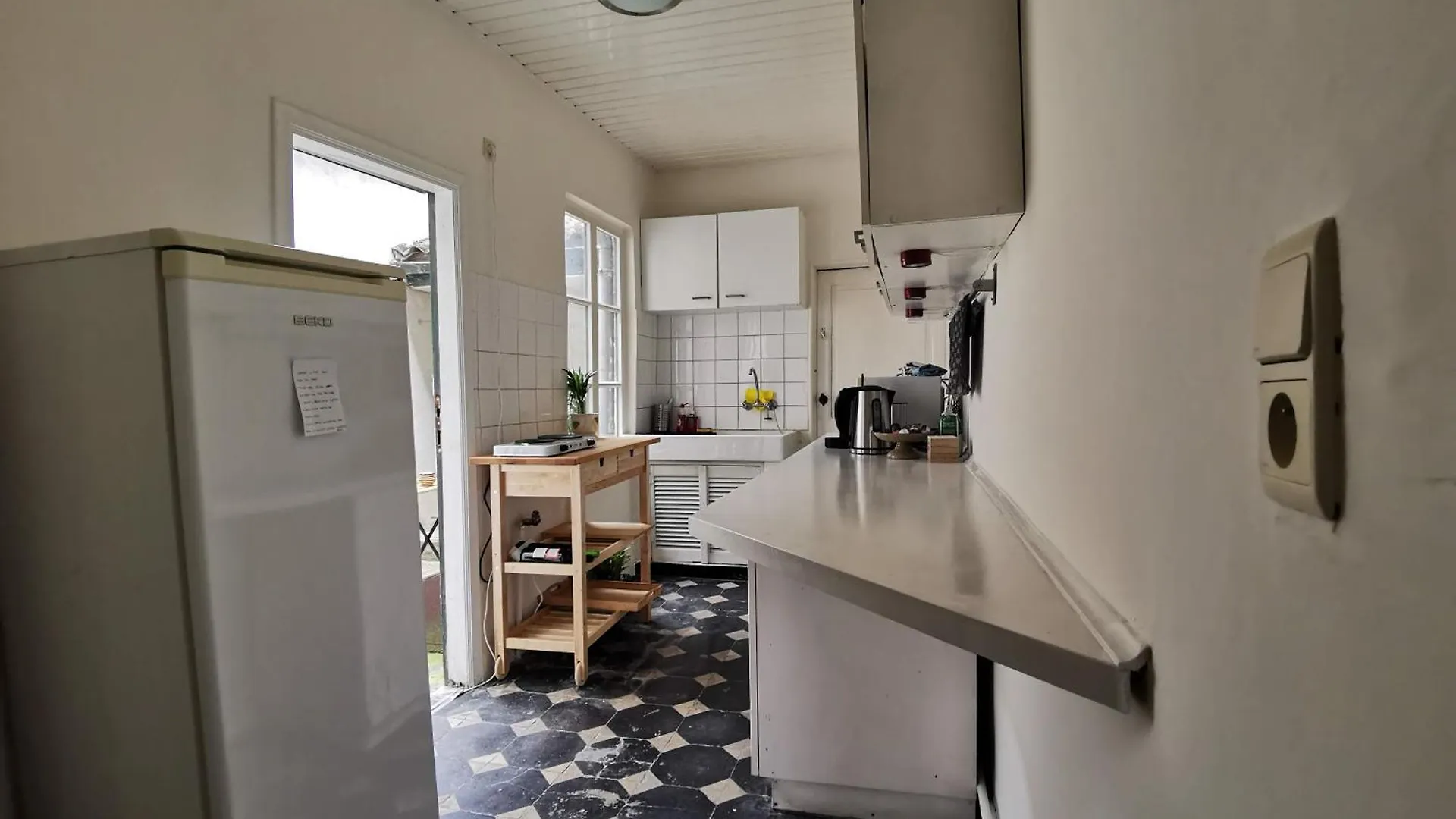 Cozy City Centre Room With Parkview Gent 0*,